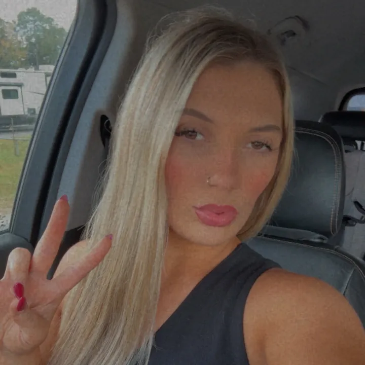 kaceybrookee