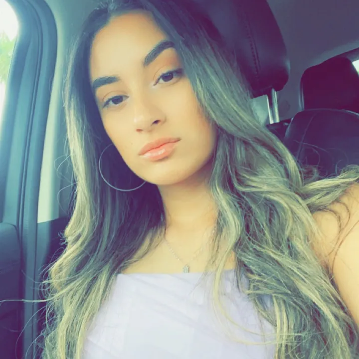 valeria_castano