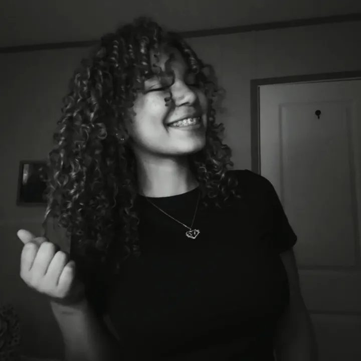 @zori_cardozo