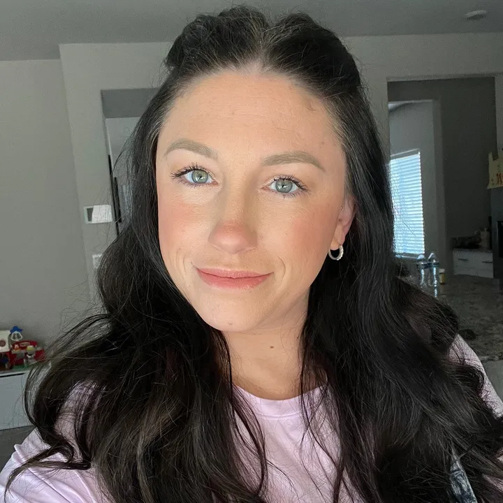 @iamthatamanda