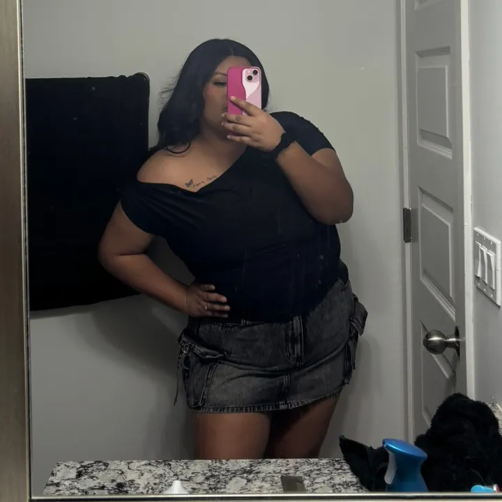 @laylaaguilar_