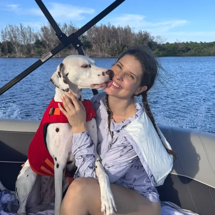 @amandacerny