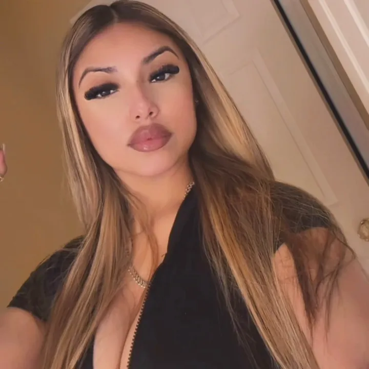 @emilyyycx1
