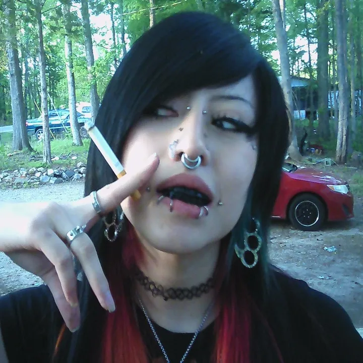 @piercedfreak0_0