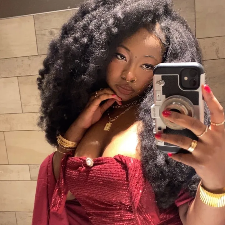 @allloveyuni