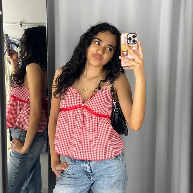 @naomiigomezz