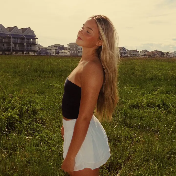 @cassiemarkel_