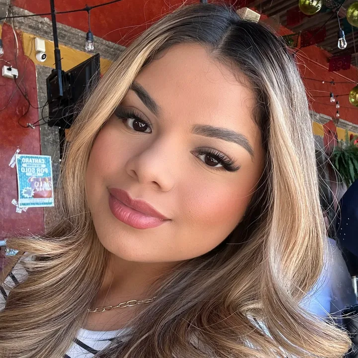 @krystaldenise23