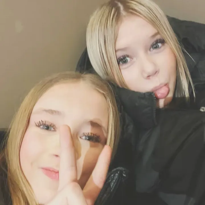leahogtildee