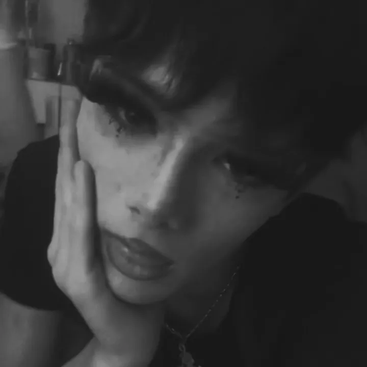 dollvides