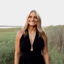 @chloegrose_