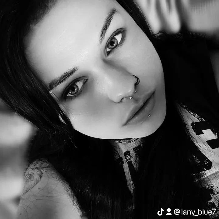 @lany_blue7
