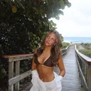@rachellandsbergg