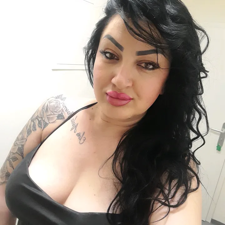 @nazanaza011
