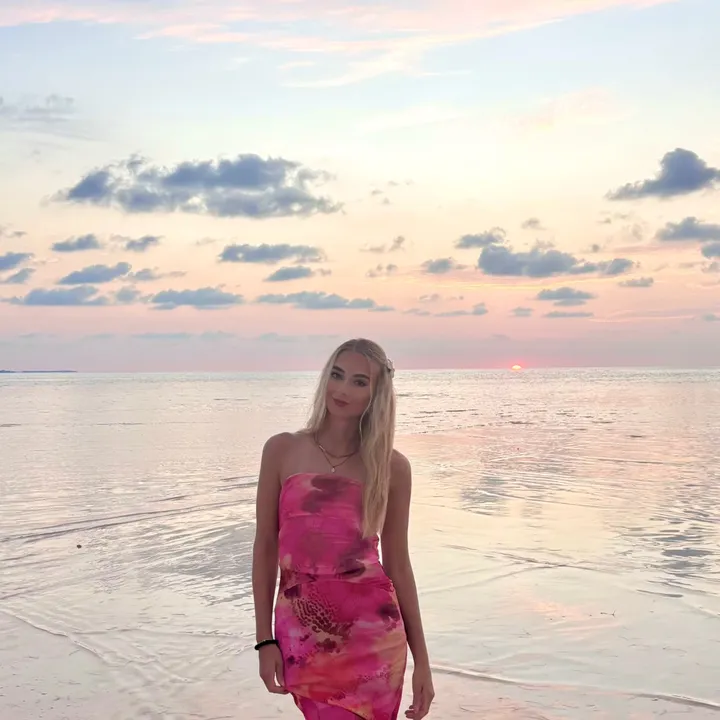hollygtravels