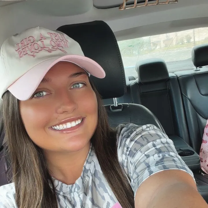 @taylorahall0