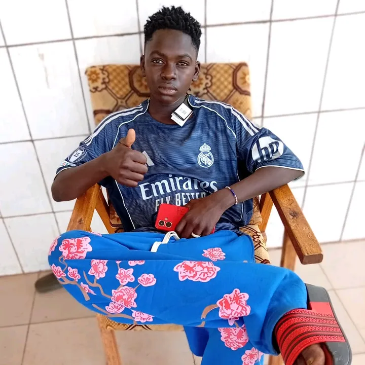 petit.juniorofficiel55