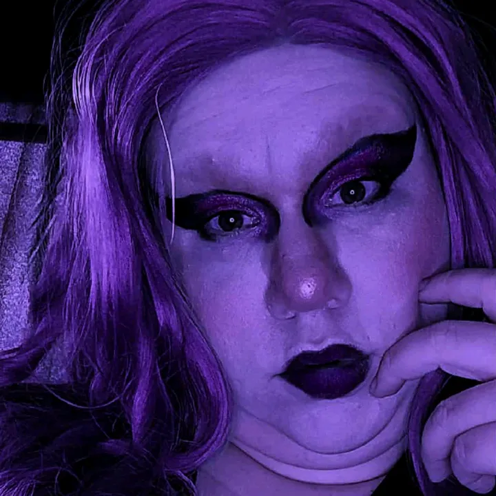 @costumedcacophony