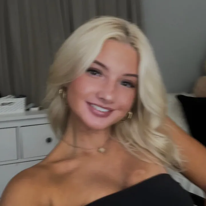 @eleanor..e