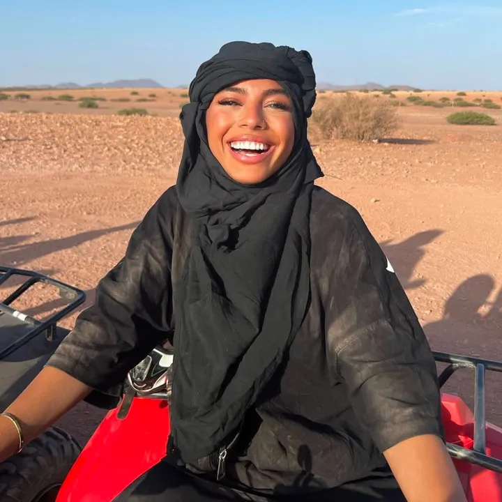 @aamani_farah