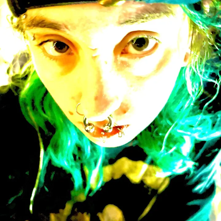 @armless_cum_circle