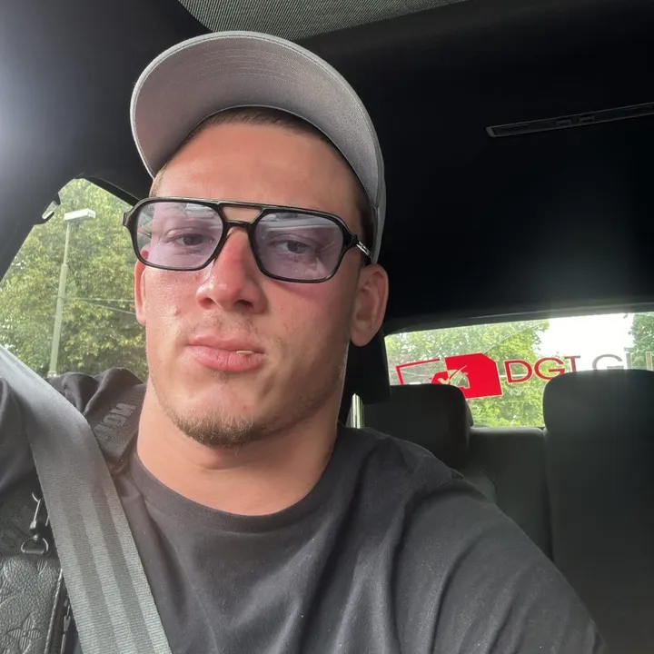 @iamjxe1
