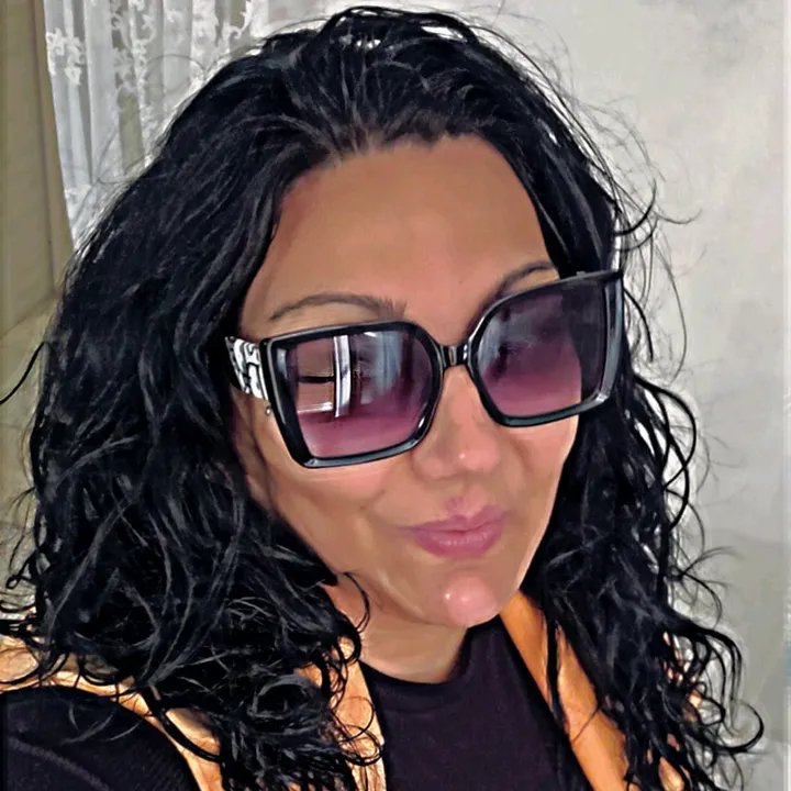 gloryderosa8