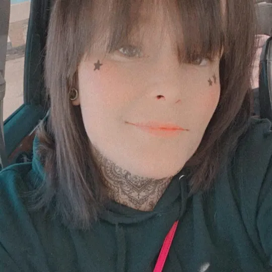 @karrienicole7