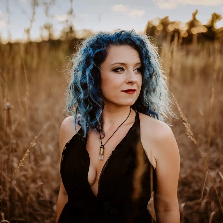 @colleenwildmusic