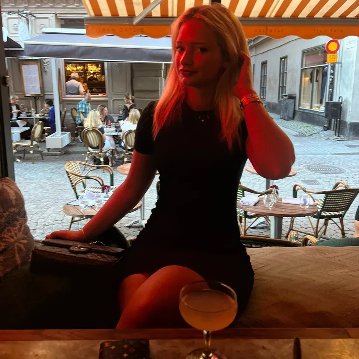 @annatrapstar