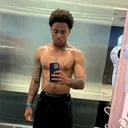 @whoizzsixxio_
