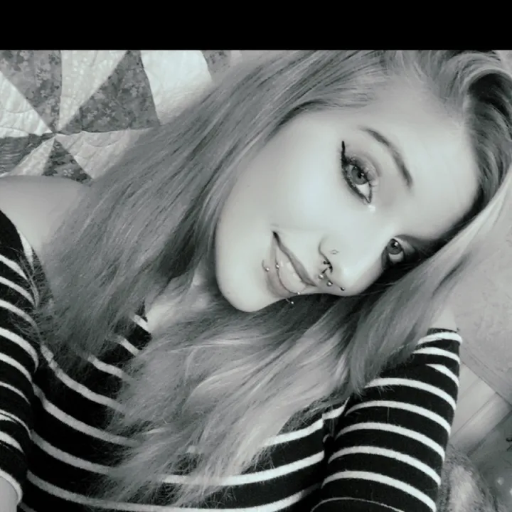 @desirae9412