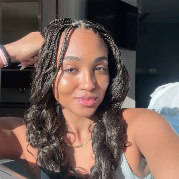 @bookswithyazz