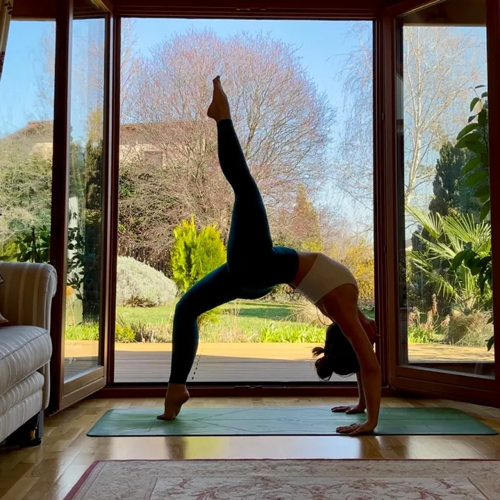 _anita_yoga_