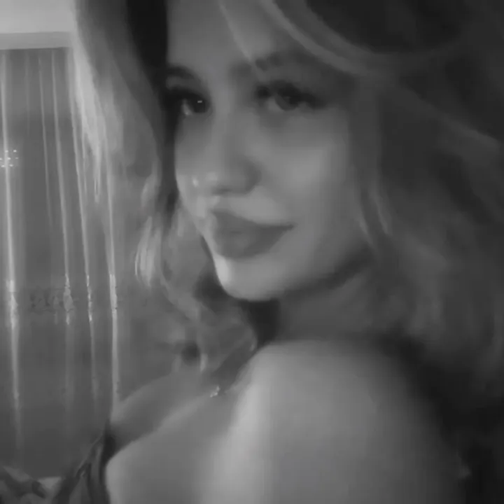 @leonaferatii