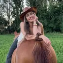 @anivargass_
