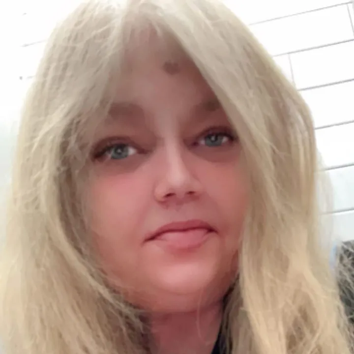 @robbinwright8