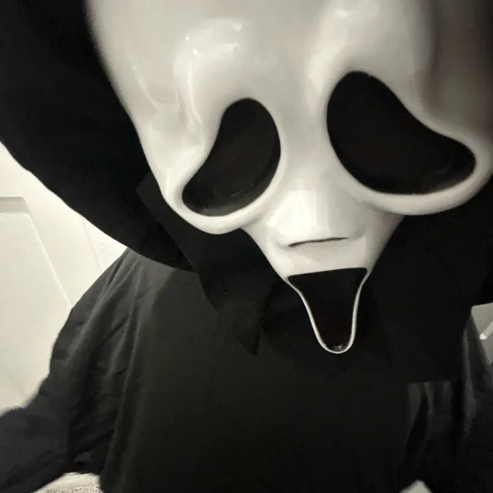 @callmetoastface
