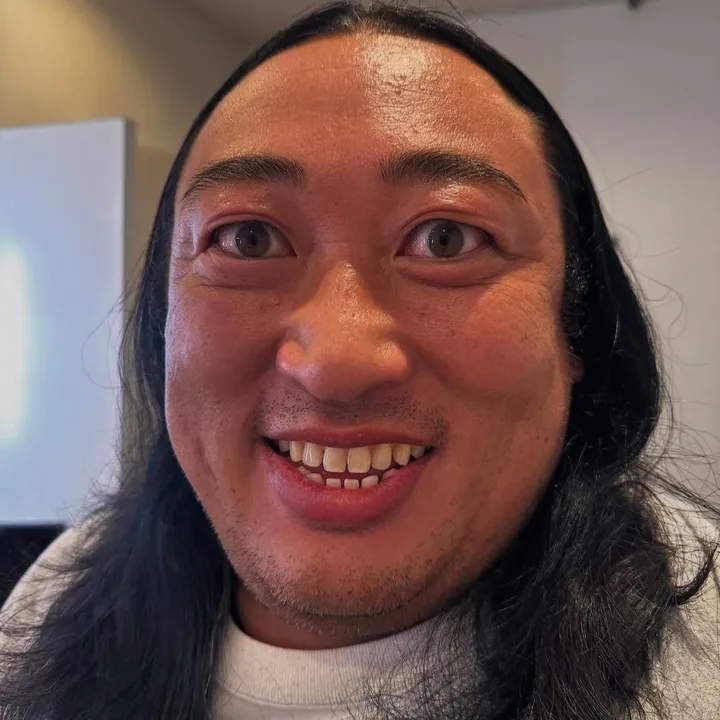 @evilinilinguini