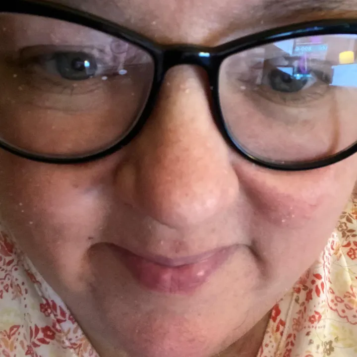 bookishandbites0
