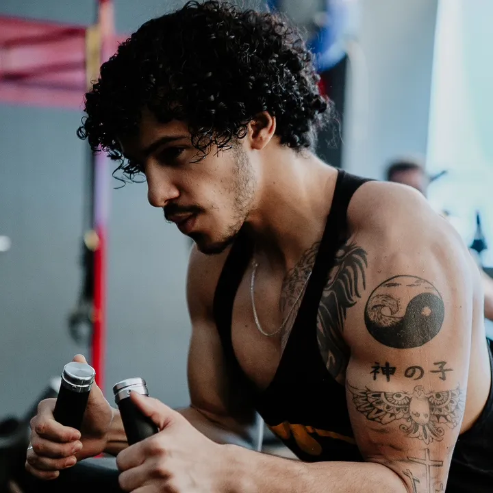 @jvaraujo_j