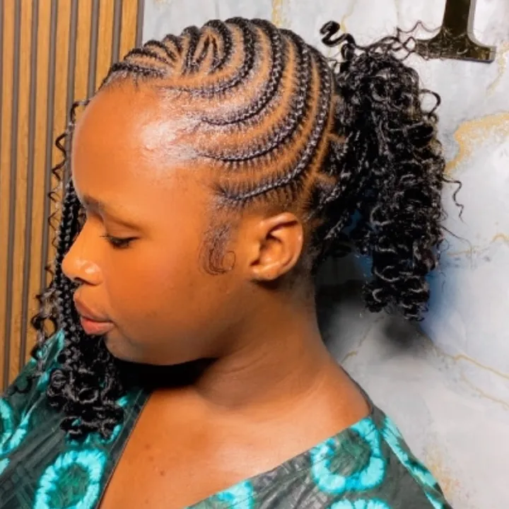 @midequeenherself