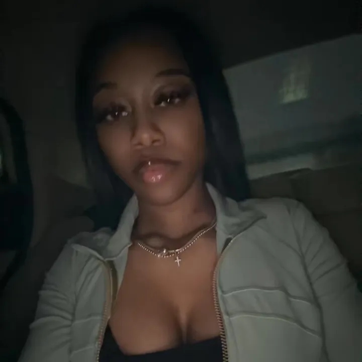 @_luvavee