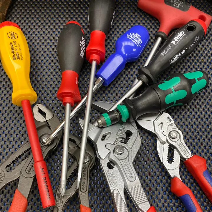 get_some_tools