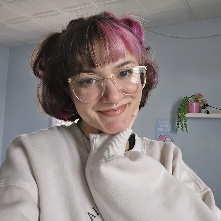 nicole_e_24