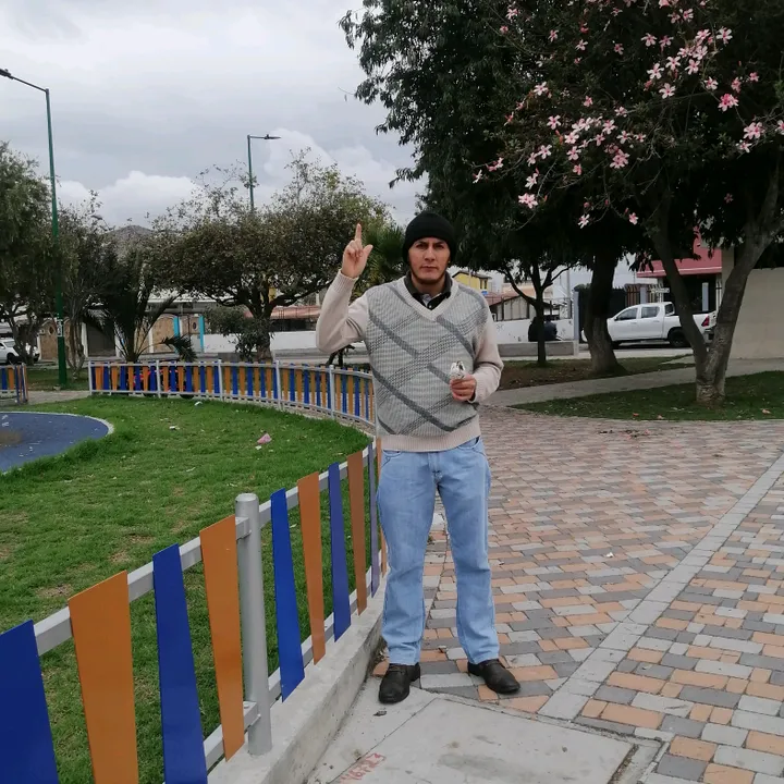 @rojcam