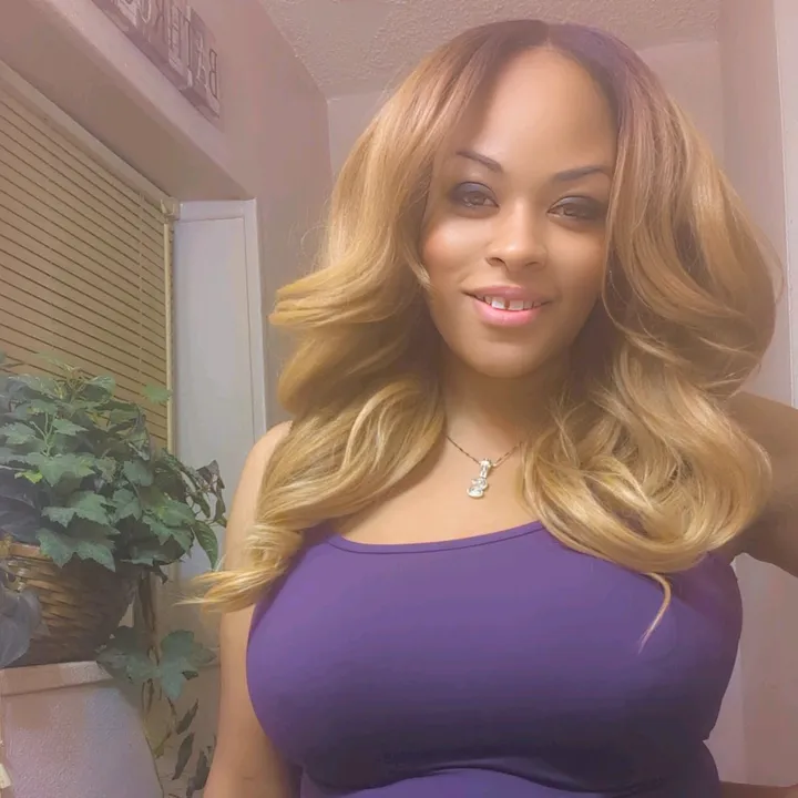 @sexycaramelchic