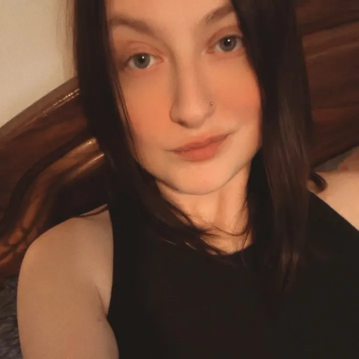 @horrorgirl0216