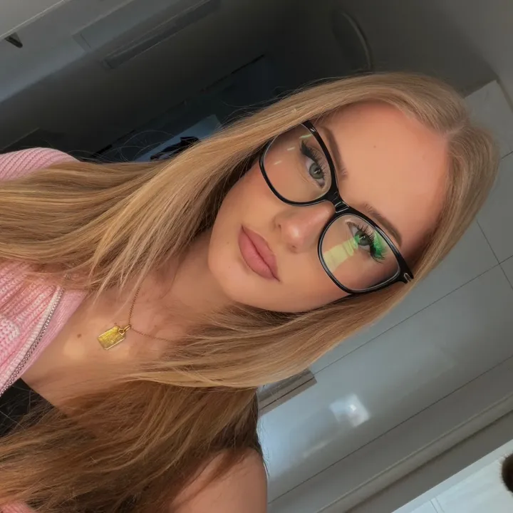 @ju1inaa