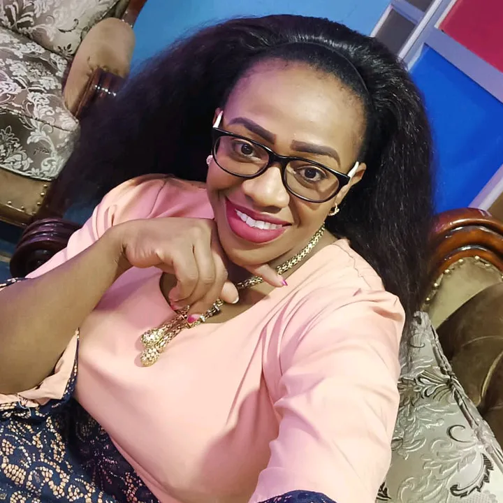lizzwangui77